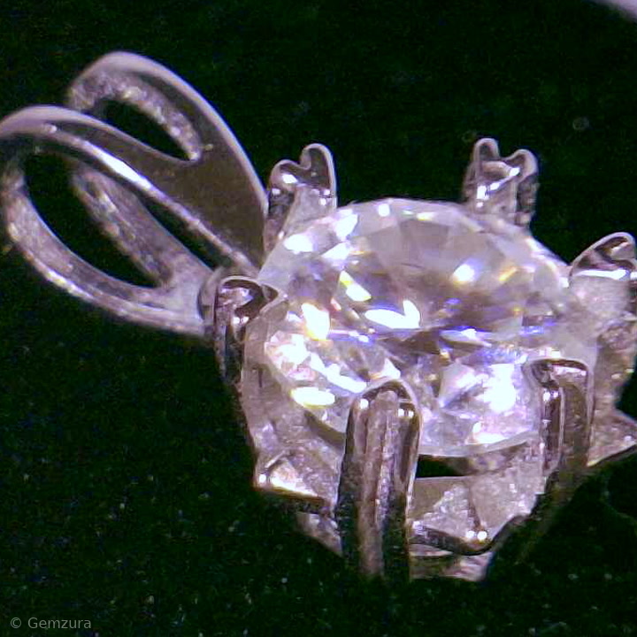 Schneeflocke CVD Diamond Pendant (1.00 ct)